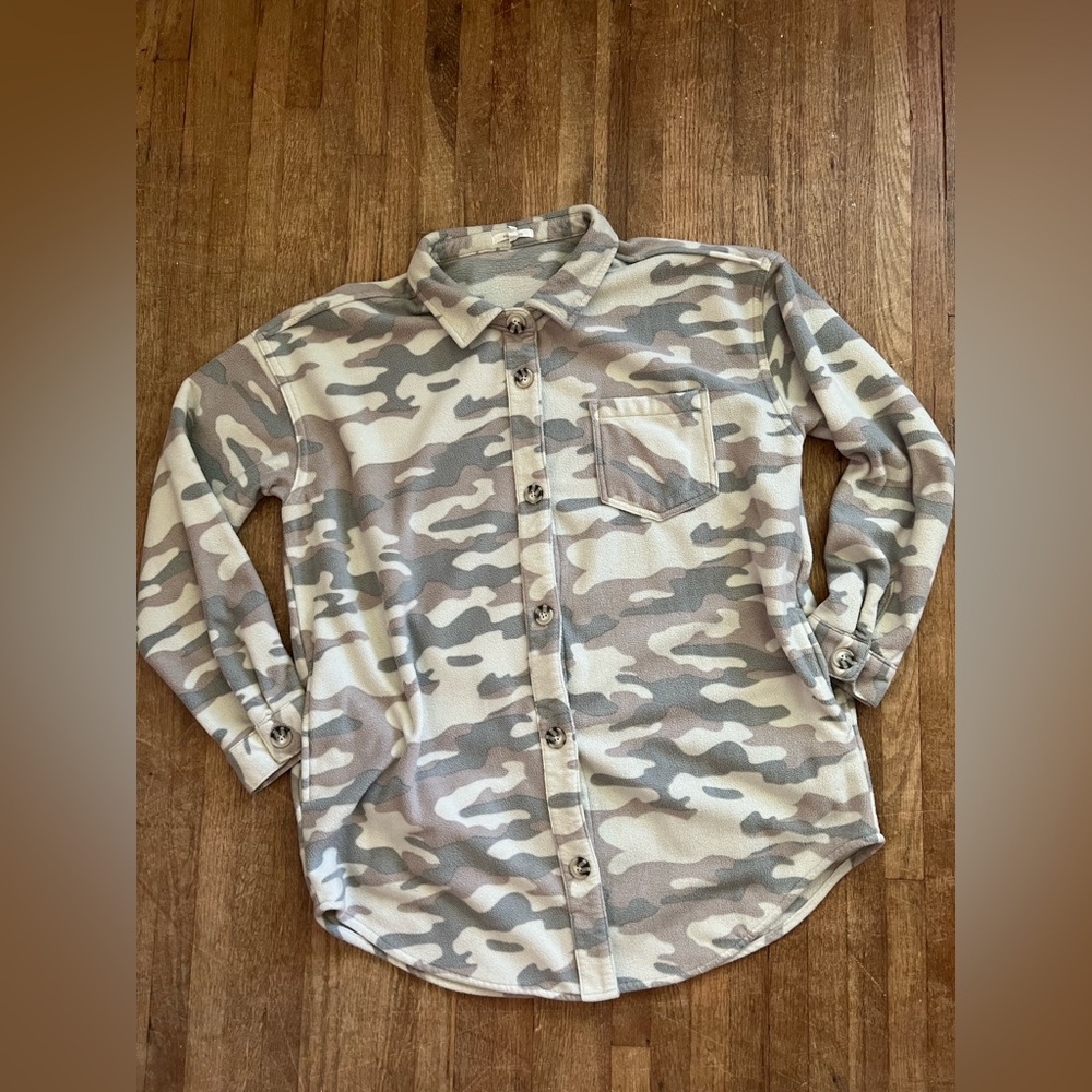 MAURICES FLEECE CAMO SHACKET